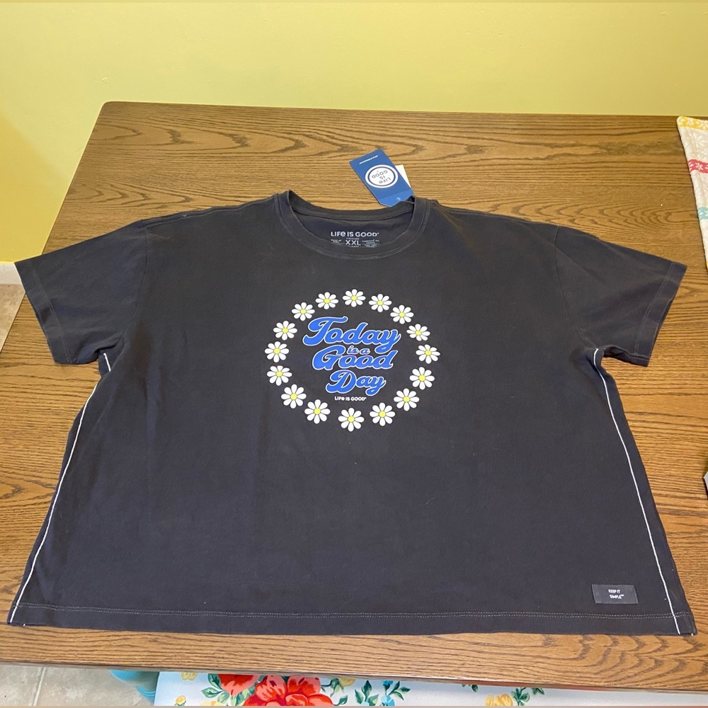 Life is Good Women’s XXL Crusher Tee
